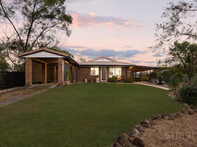 House for sale in Barellan Point, Greater Brisbane