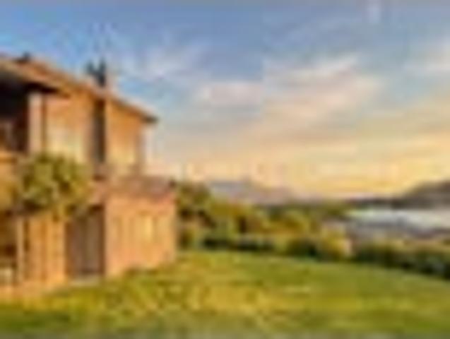 House for sale in Otakou