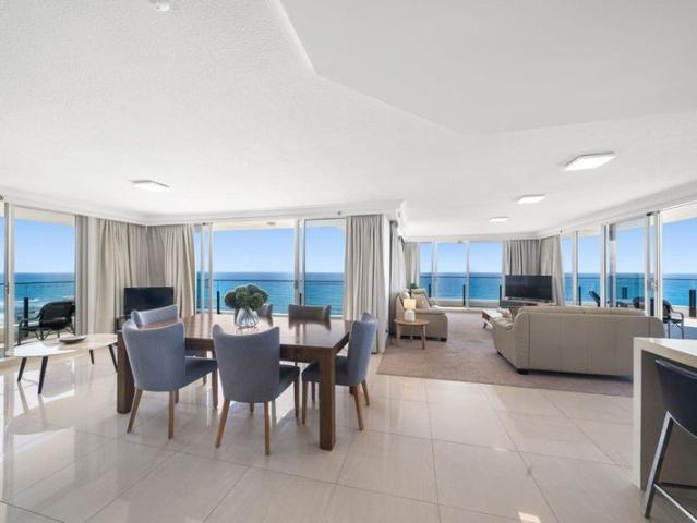 Apartment for sale in Broadbeach, Gold Coast City