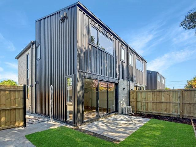 House for rent in Chaslands, Canterbury