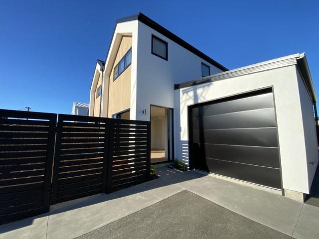 House for rent in Chaslands, Canterbury