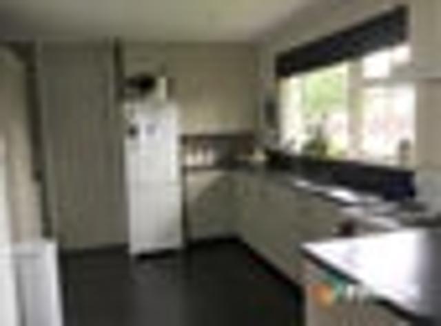 House for rent in Chaslands, Canterbury