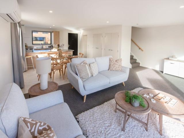 House for rent in Chaslands, Canterbury