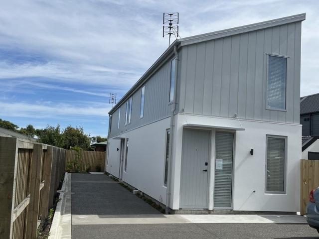 House for rent in Chaslands, Canterbury