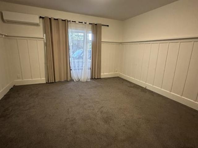 House for rent in Chaslands, Canterbury