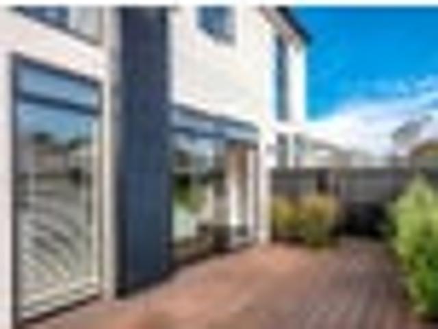 Townhouse for rent in Spreydon, Canterbury