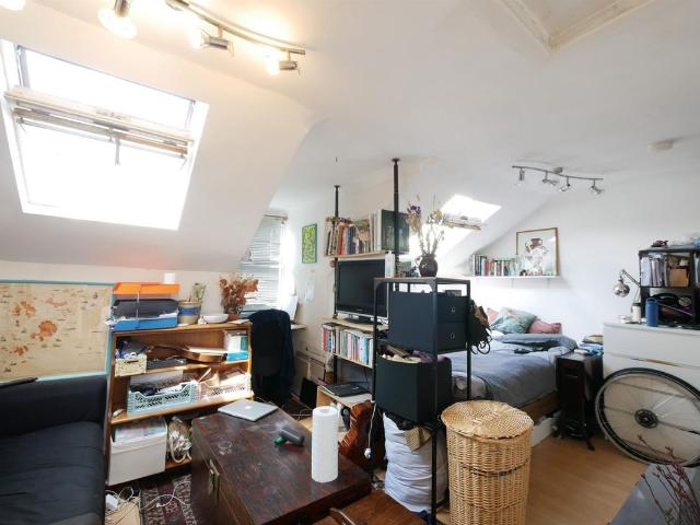 Studio for rent in Brownswood Park, Greater London