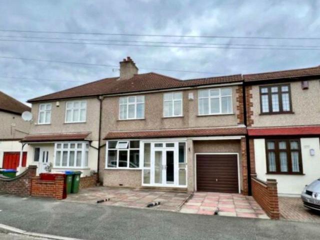 House for rent in Welling, Greater London