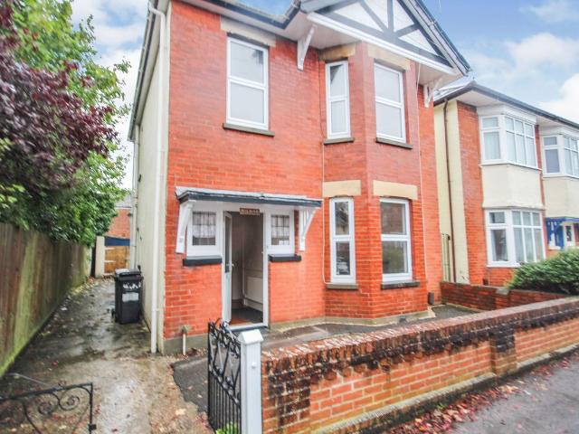 Apartment for rent in Winton, Bournemouth