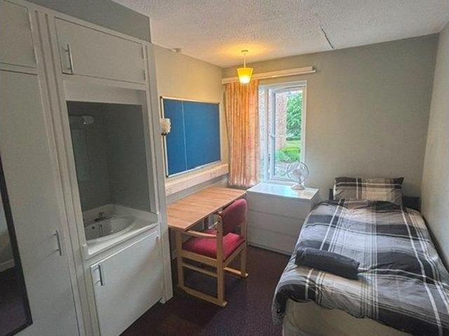Room for rent in Heigham Grove, East Bank