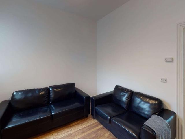 Room for rent in Somers Town, Portsmouth