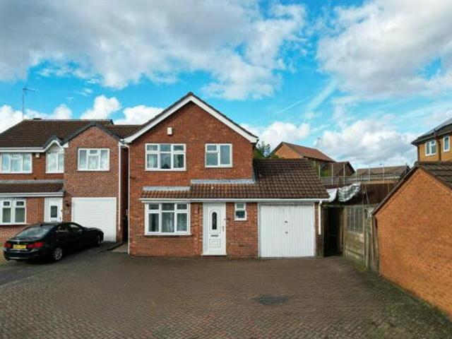 House for sale in Pinfold, Leicestershire