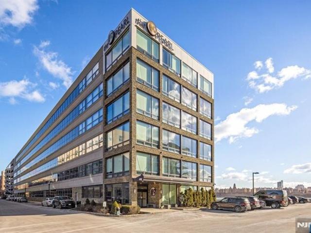 Condo for sale in Edgewater