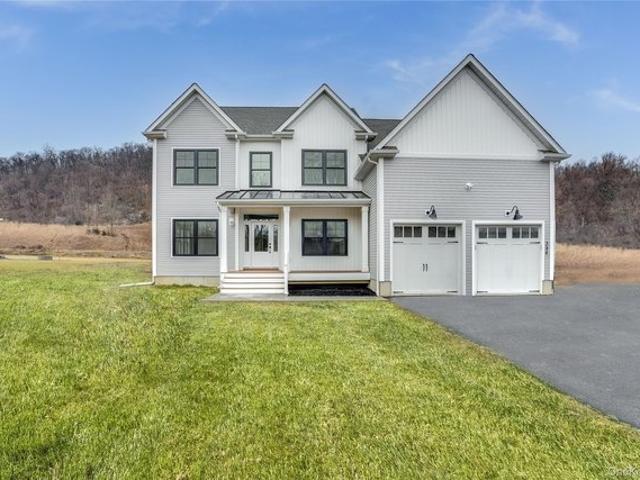 House for sale in Holmes, New York