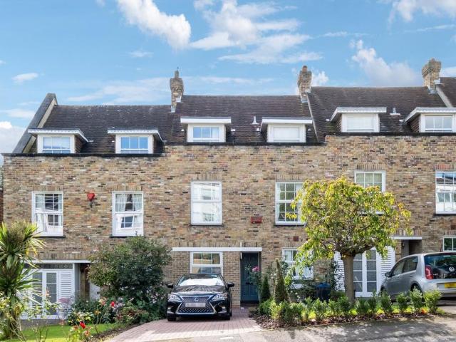 House for rent in London Borough of Merton, Greater London
