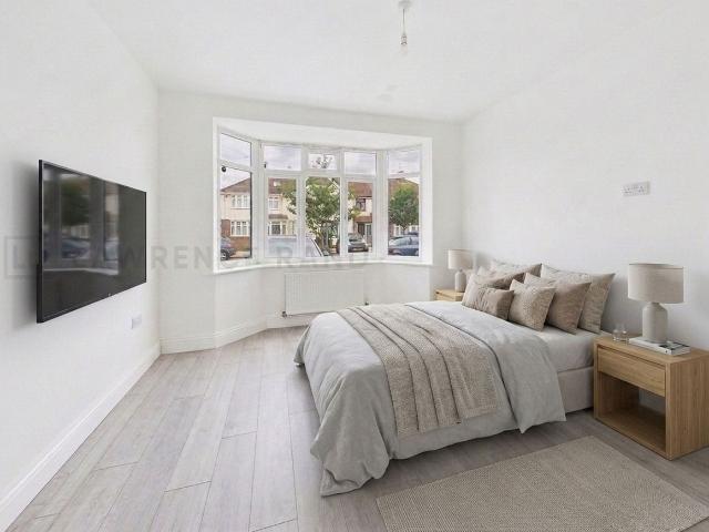 Apartment for rent in London Borough of Ealing, Greater London