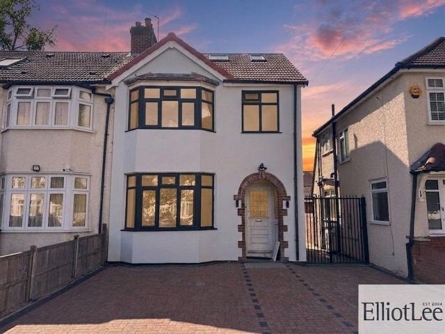 House for rent in London Borough of Ealing, Greenford