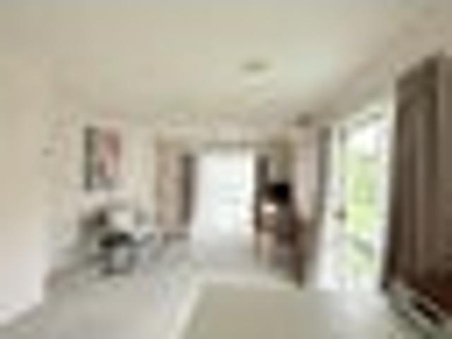 Apartment for rent in Howick, Oroua County