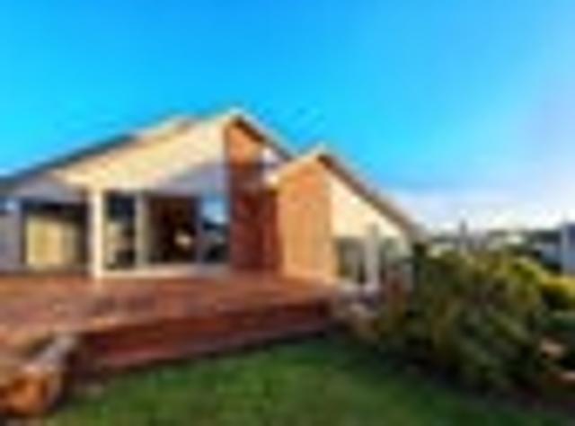 House for rent in Somerville, Auckland