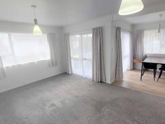 House for rent in Howick, Oroua County
