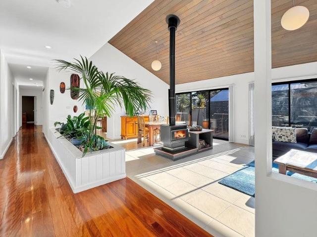 House for sale in Culburra Beach House for sale in Culburra Beach