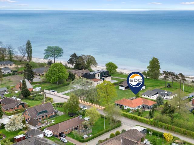 Villa til salg i Faxe Ladeplads, Faxe