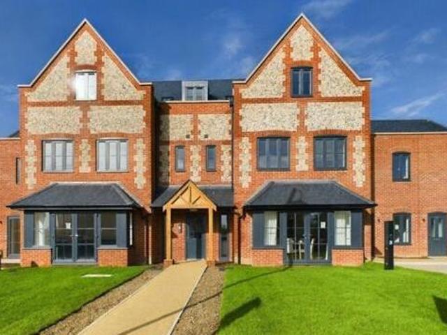House for sale in Fishersgate, West Sussex