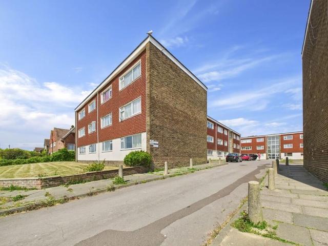 Apartment for rent in Lancing, Adur
