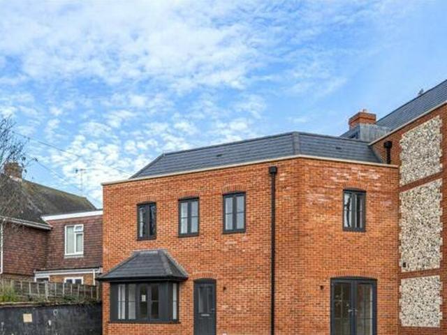 House for sale in Fishersgate, West Sussex