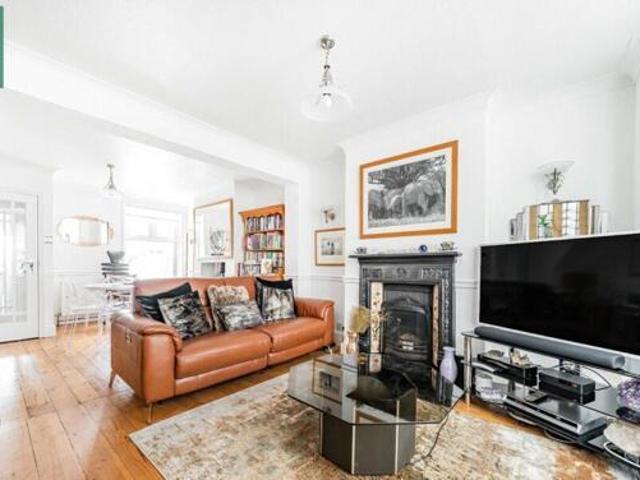 House for rent in Fishersgate, West Sussex