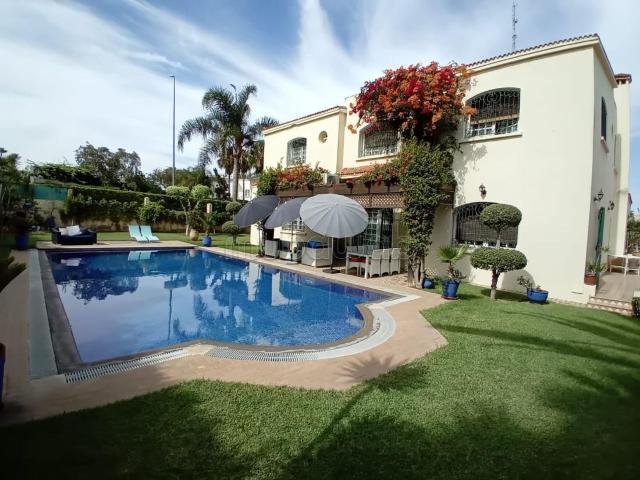 Villa vente à Anfa, Gharb-Chrarda-Beni Hssen
