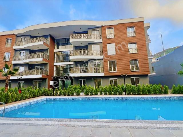 Kuşadasi, Aydin içerisinde satılık mülk