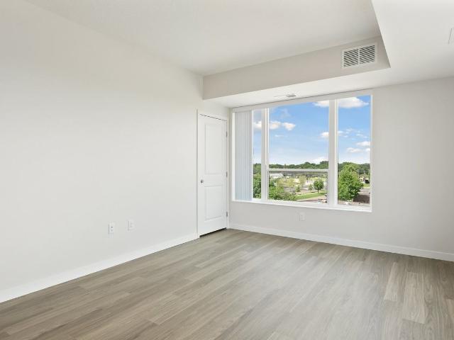 Apartment for rent in Hennepin, Minnesota