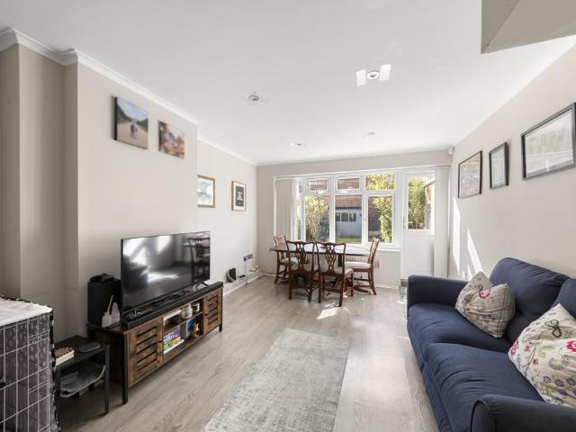 House for rent in Walworth, Greater London