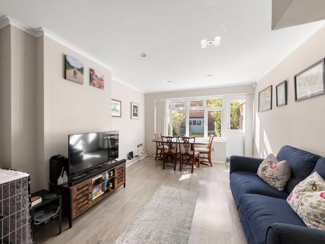 House for rent in Walworth, Greater London