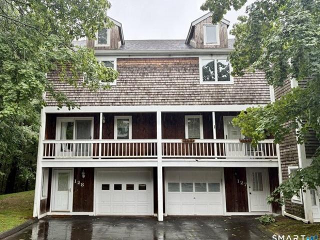 House for sale in Farmington, Connecticut