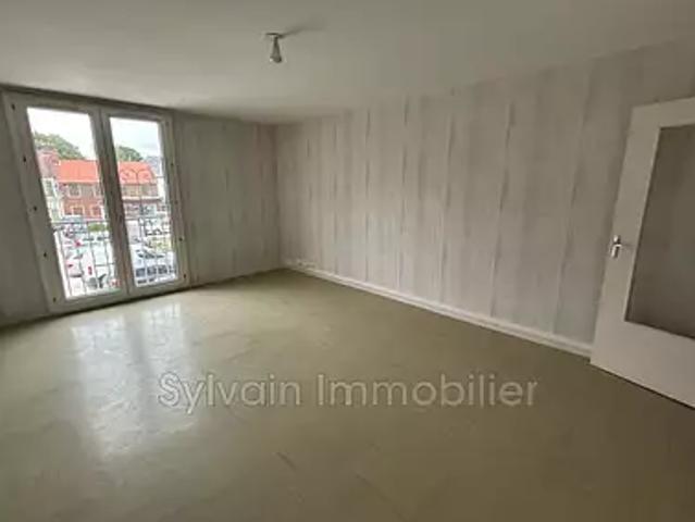 Appartement location à Songeons, Oise