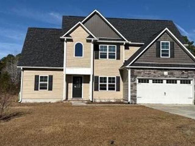 House for sale in Hubert, North Carolina