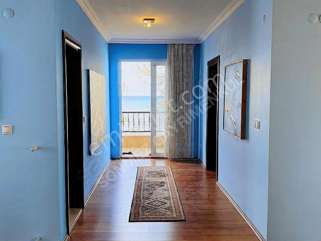 Gülyali içerisinde satılık Villa