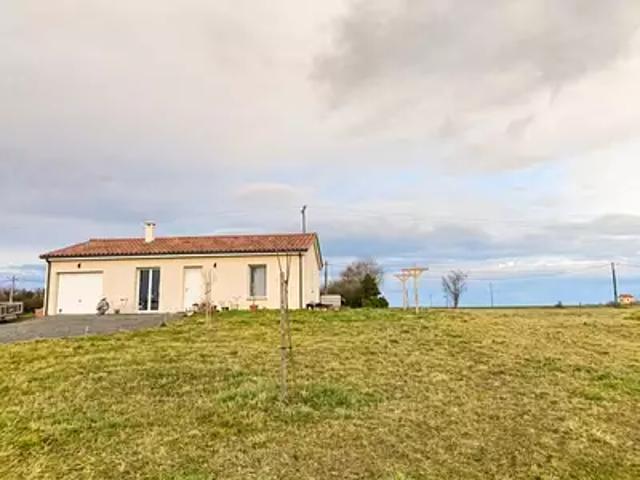 Maison location à Le Barry, Sonnac