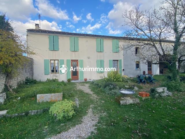 Maison vente à Saint-Jean-d'Angély, Nouvelle-Aquitaine