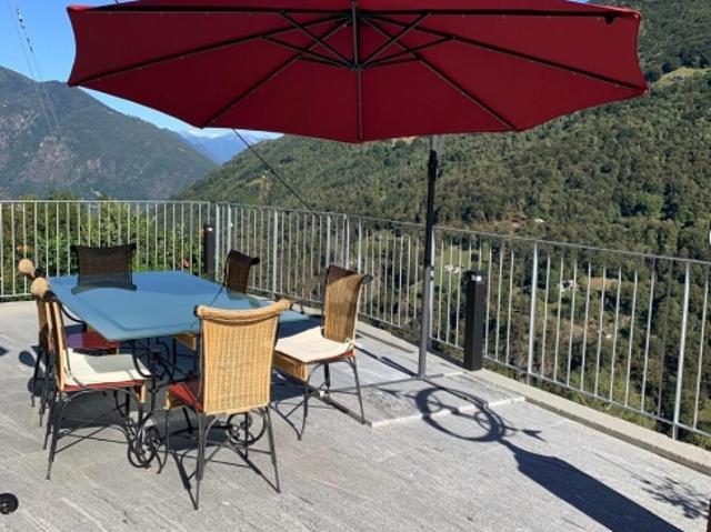Zweifamilienhaus kaufen in Centovalli, Tessin