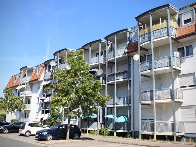 Dachgeschosswohnung kaufen in Gauangelloch, Leimen