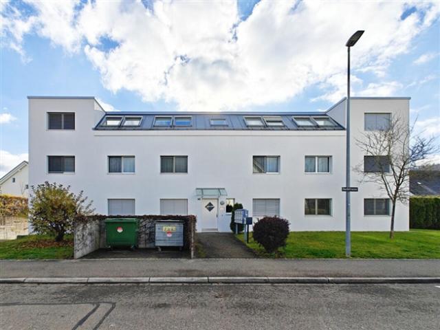 Wohnung kaufen in Embrach, Zürich
