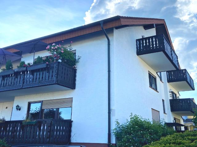Dachgeschosswohnung kaufen in Aschaffenburg, Bayern