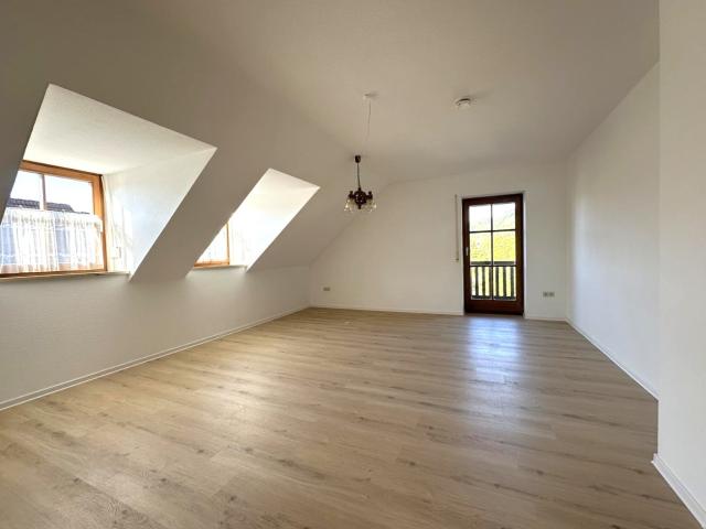 Dachgeschosswohnung kaufen in Gasteig, Trostberg
