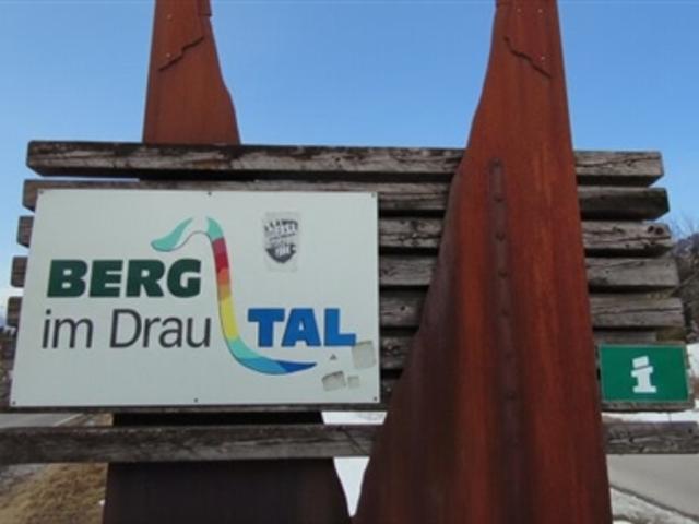 Grundstück kaufen in Berg im Drautal, Kärnten