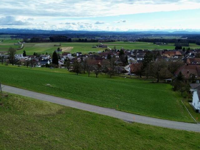 Grundstück kaufen in Attiswil, Bern