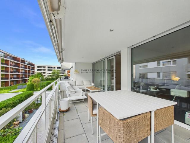 Wohnung kaufen in Fällanden, Zürich