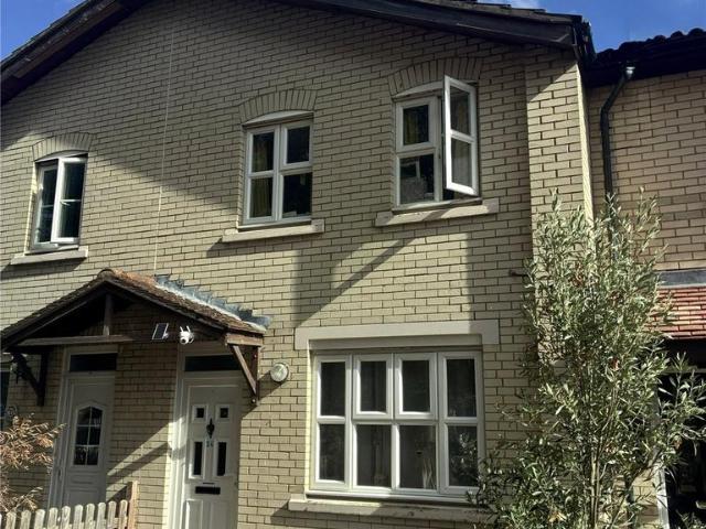 House for rent in London Borough of Richmond upon Thames, Greater London